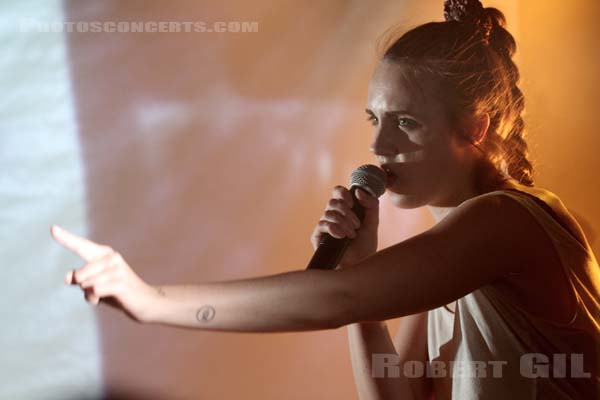 MØ - 2014-03-24 - PARIS - La Maroquinerie - 